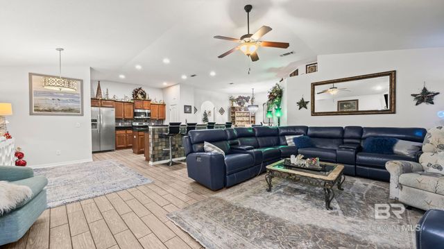 145 Meadow Run Loop, Foley, AL 36535