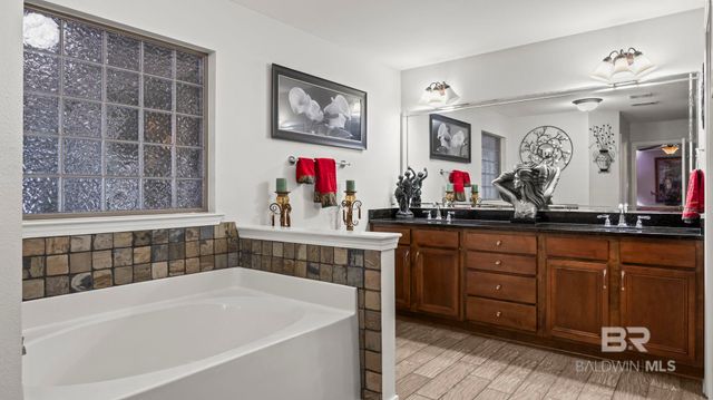 145 Meadow Run Loop, Foley, AL 36535