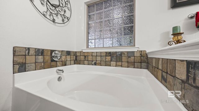 145 Meadow Run Loop, Foley, AL 36535