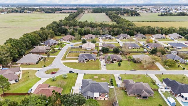 145 Meadow Run Loop, Foley, AL 36535