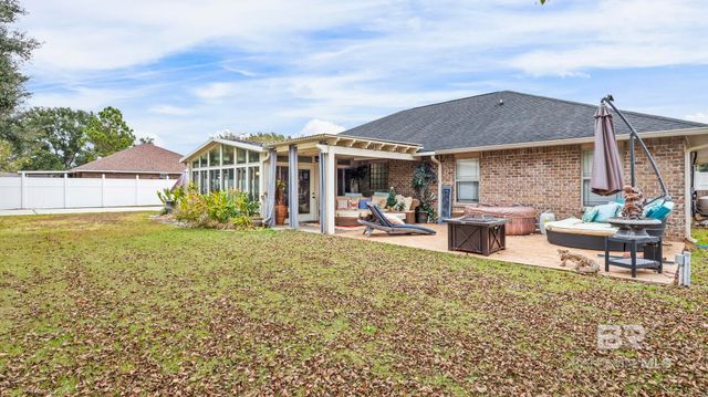 145 Meadow Run Loop, Foley, AL 36535