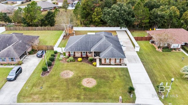 145 Meadow Run Loop, Foley, AL 36535
