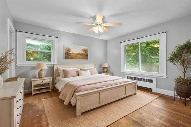 301 Lincoln St, Franklin, MA 02038
