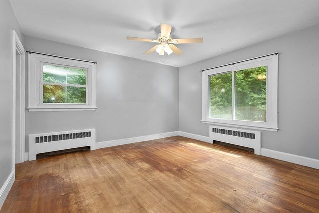 301 Lincoln St, Franklin, MA 02038