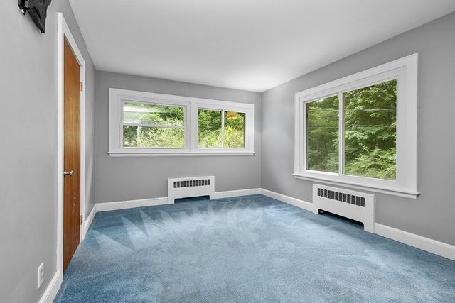 301 Lincoln St, Franklin, MA 02038