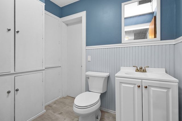 301 Lincoln St, Franklin, MA 02038
