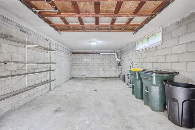 301 Lincoln St, Franklin, MA 02038