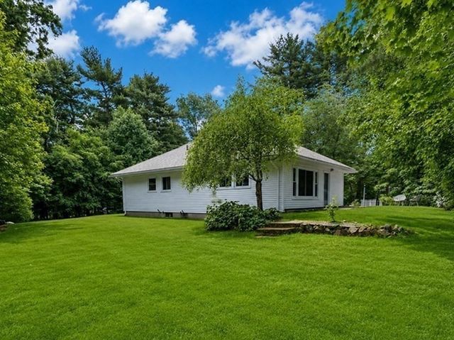 301 Lincoln St, Franklin, MA 02038