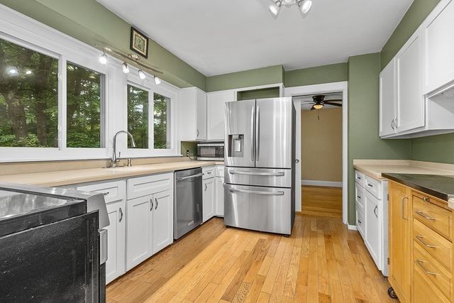 301 Lincoln St, Franklin, MA 02038