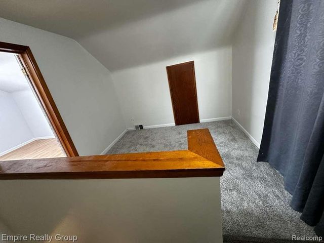 5245 Jonathon Street, Dearborn, MI 48126