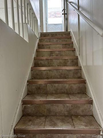 5245 Jonathon Street, Dearborn, MI 48126