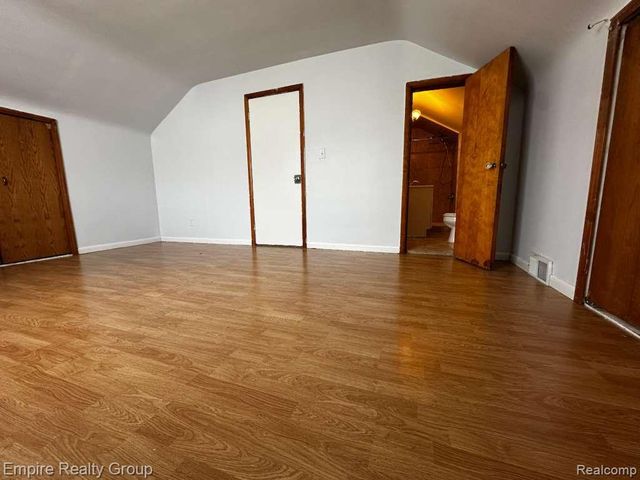 5245 Jonathon Street, Dearborn, MI 48126