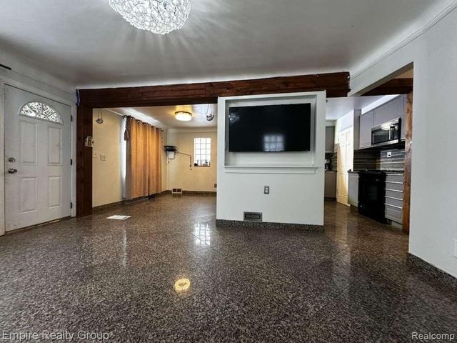 5245 Jonathon Street, Dearborn, MI 48126