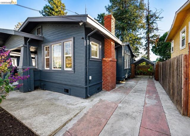 3221 Delaware St, Oakland, CA 94602