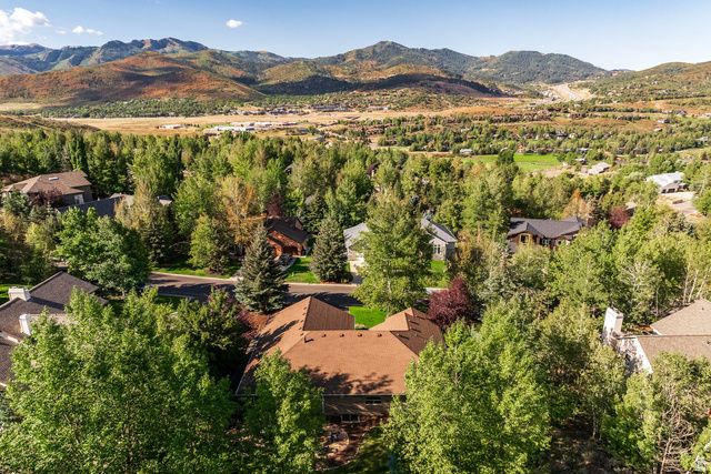 9106 N UPPER LANDO LN, Park City, UT 84098