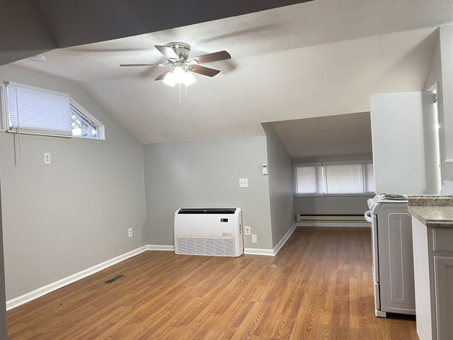 445 Greenwood Ave Apt C, Clarksville, TN 37040