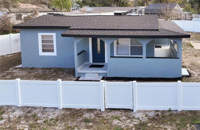 9010 W HAMILTON AVENUE, Tampa, FL 33615