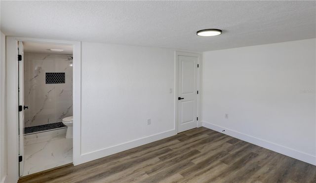 9010 W HAMILTON AVENUE, Tampa, FL 33615