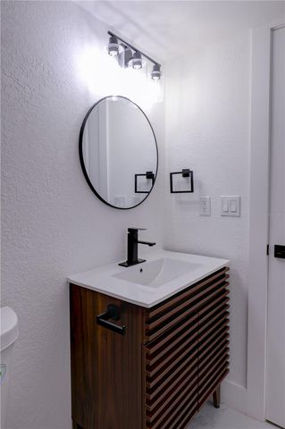 9010 W HAMILTON AVENUE, Tampa, FL 33615