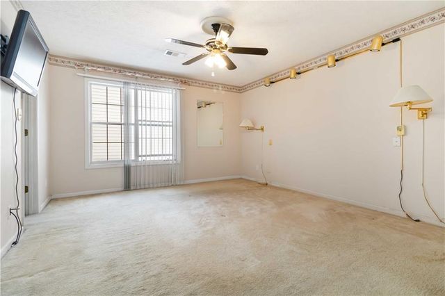 6325 Wedgeview Drive, Tucker, GA 30084