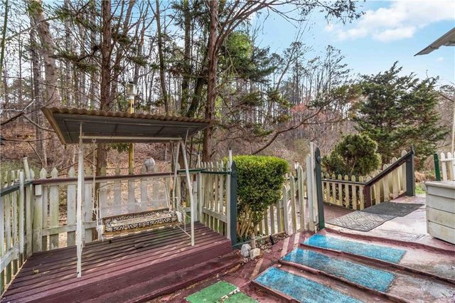 6325 Wedgeview Drive, Tucker, GA 30084