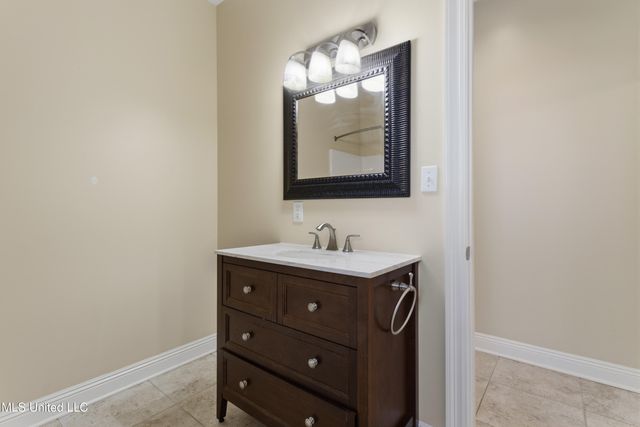 20401 Farm Road, Vancleave, MS 39565