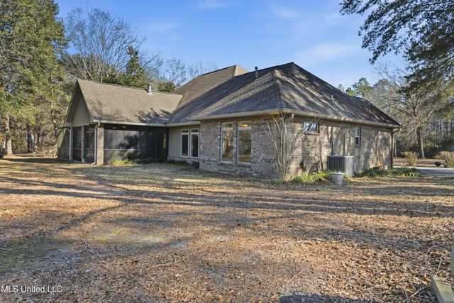 20401 Farm Road, Vancleave, MS 39565