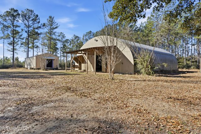 20401 Farm Road, Vancleave, MS 39565