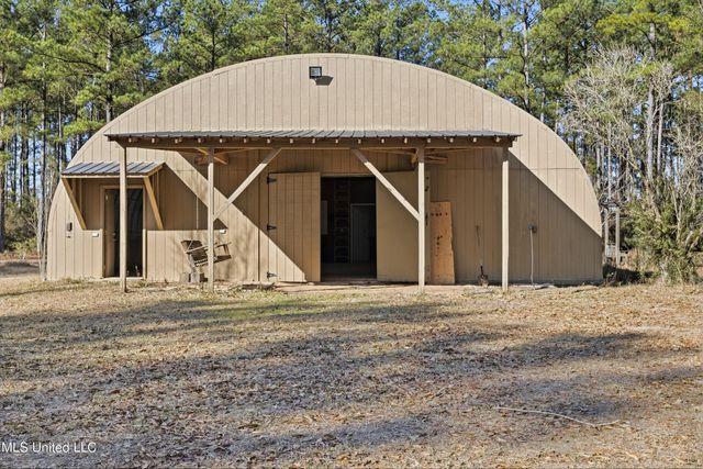 20401 Farm Road, Vancleave, MS 39565