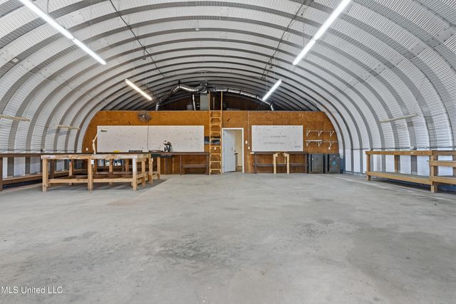 20401 Farm Road, Vancleave, MS 39565