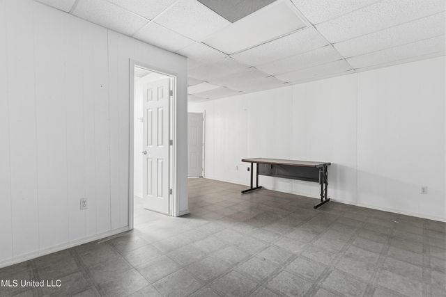 20401 Farm Road, Vancleave, MS 39565