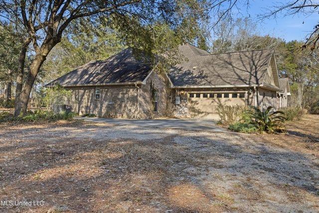 20401 Farm Road, Vancleave, MS 39565