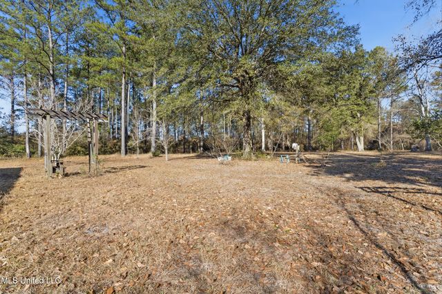 20401 Farm Road, Vancleave, MS 39565