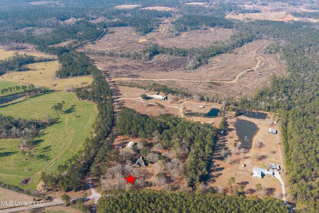 20401 Farm Road, Vancleave, MS 39565