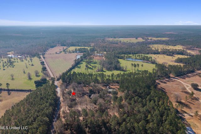 20401 Farm Road, Vancleave, MS 39565