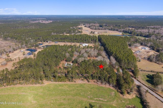 20401 Farm Road, Vancleave, MS 39565