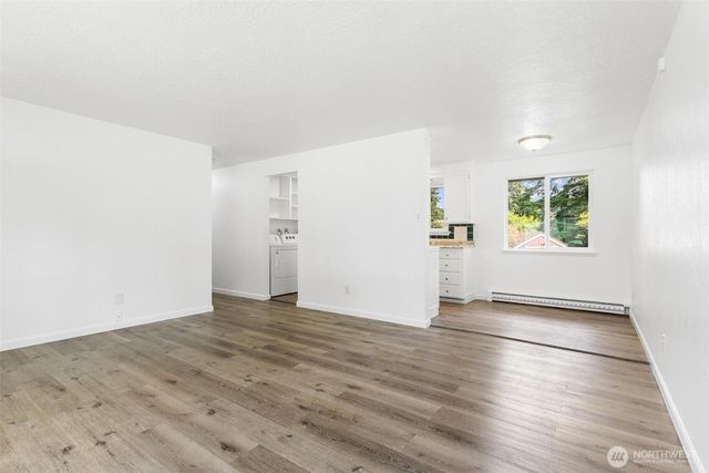 9221 -9223 North Lake Drive SW, Lakewood, WA 98498