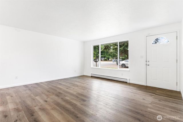 9221 -9223 North Lake Drive SW, Lakewood, WA 98498