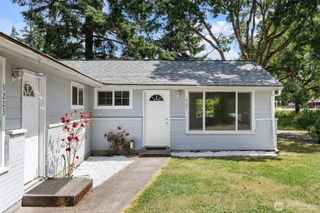 9221 -9223 North Lake Drive SW, Lakewood, WA 98498