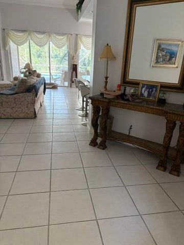 8939 OLDHAM Way, West Palm Beach, FL 33412