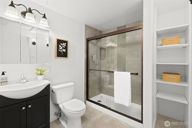 7020 S 120th Place, Seattle, WA 98178
