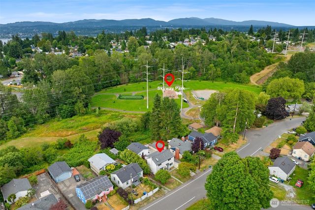 7020 S 120th Place, Seattle, WA 98178