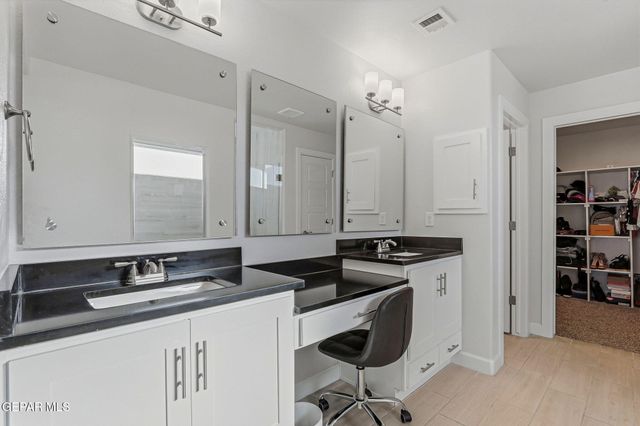 13054 GRANTHAM Lane, El Paso, TX 79928