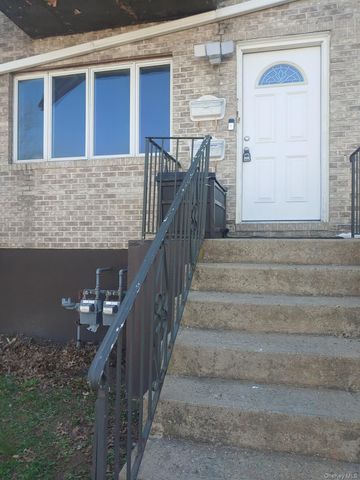 81-12 Commonwealth Boulevard 1, Bellerose, NY 11426