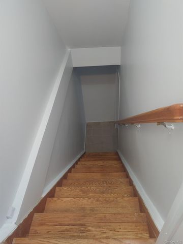 81-12 Commonwealth Boulevard 1, Bellerose, NY 11426