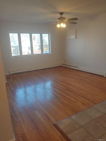 81-12 Commonwealth Boulevard 1, Bellerose, NY 11426