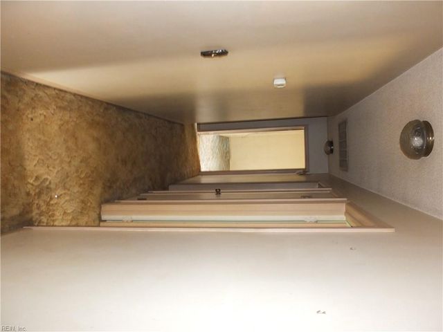 2904 Augusta CIR, Virginia Beach, VA 23453