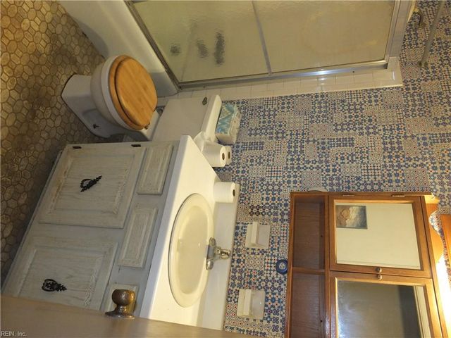 2904 Augusta CIR, Virginia Beach, VA 23453