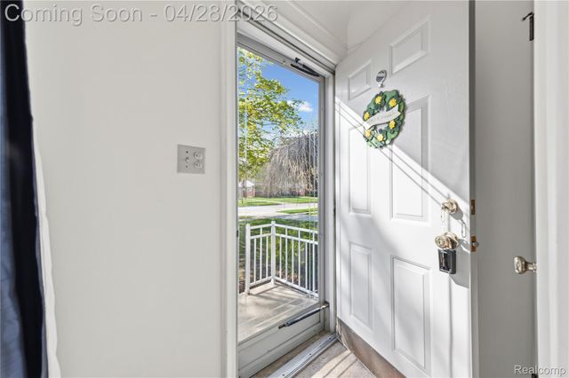 2669 Longmeadow Drive, Trenton, MI 48183