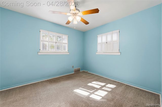 2669 Longmeadow Drive, Trenton, MI 48183